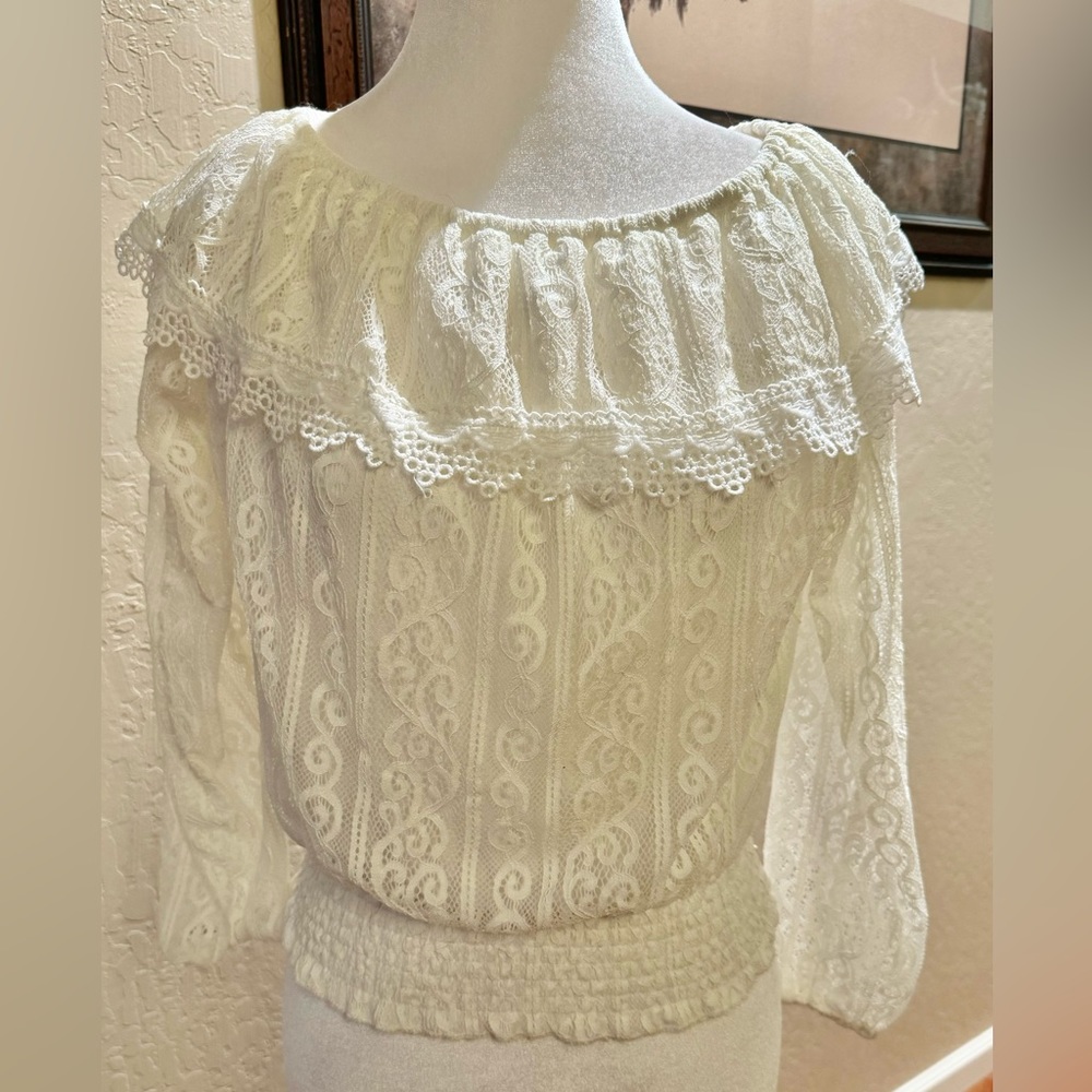 ☘️Lace blouse M